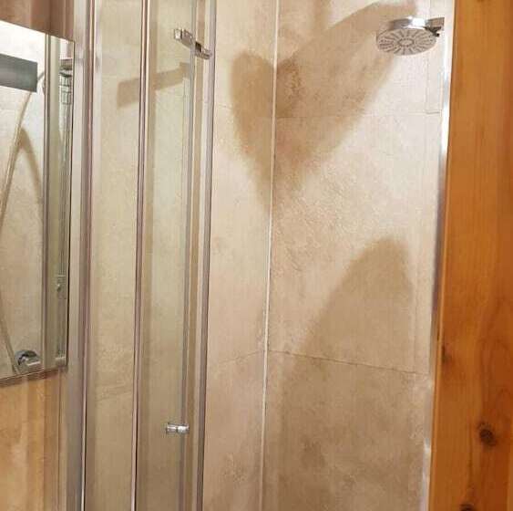 Номер Стандарт Совместная Ванная, Hour Glass