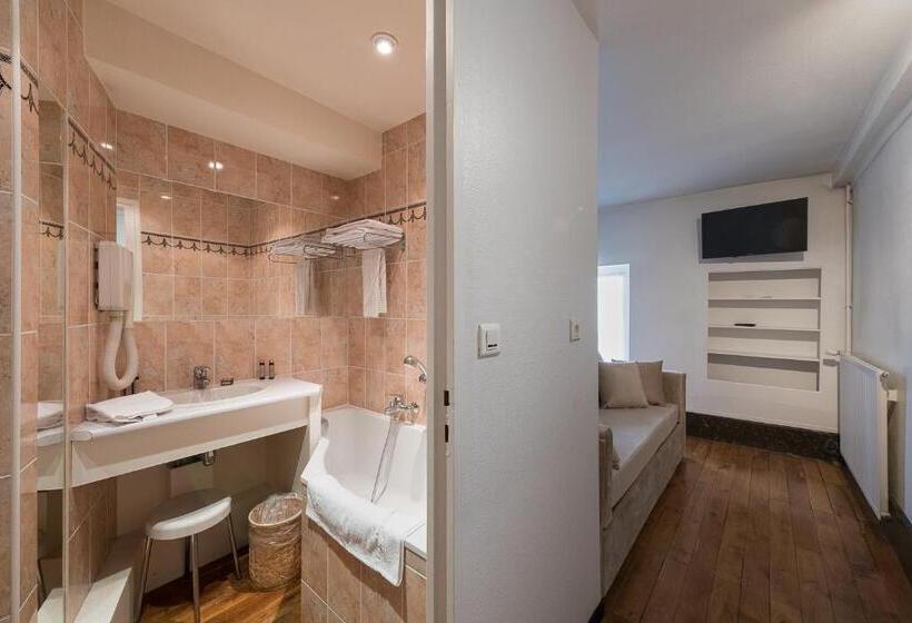 חדר סופריור לארבעה, Hôtel Des Tonneliers