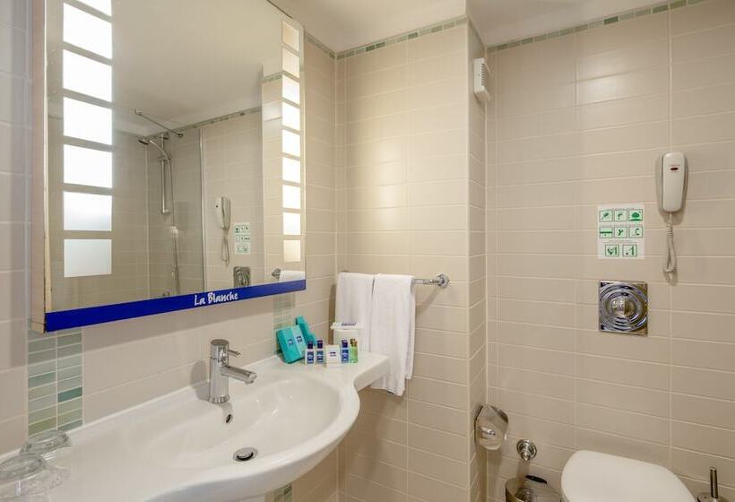 Номер Стандарт Вид на Бассейн, La Blanche Resort & Spa