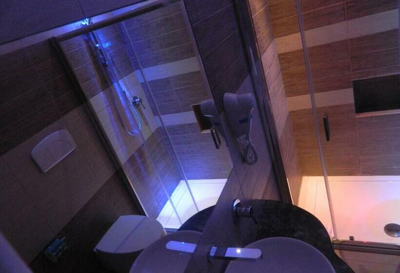 غرفة قياسية, La Porta Del Mare