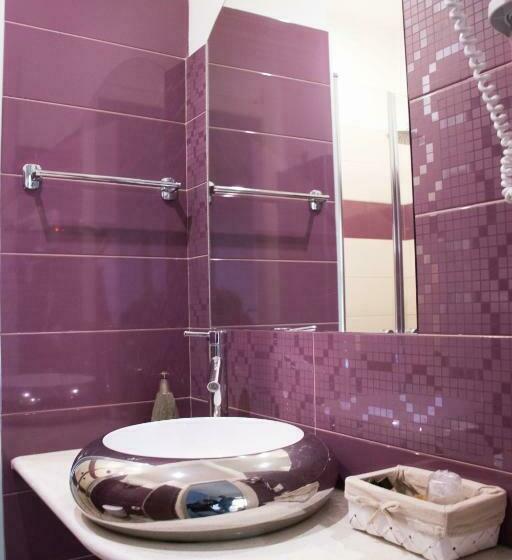 جناح مزود بجاكوزى, La Porta Del Mare