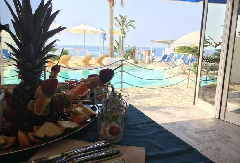 جناح مزود بجاكوزى, La Porta Del Mare