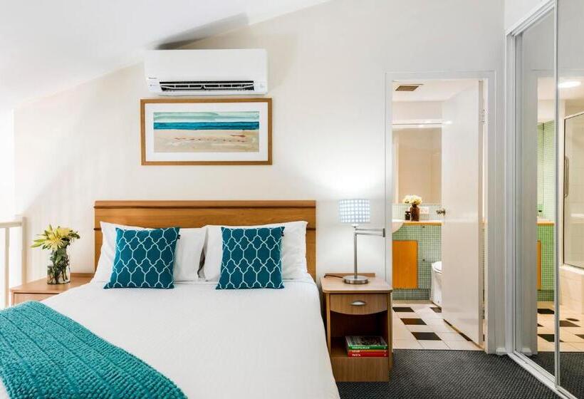 דירת חדר, Oaks The Entrance Waterfront Suites