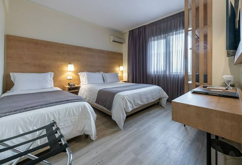 舒适型房间, Polis Grand