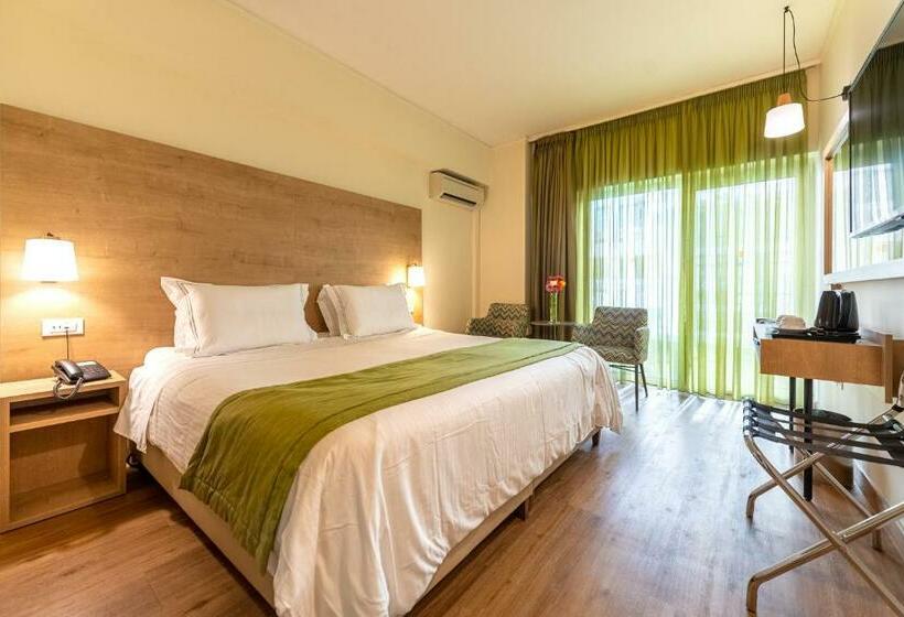 高级大房间, Polis Grand