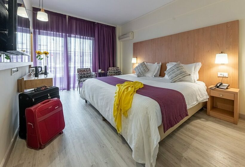 高级大房间, Polis Grand