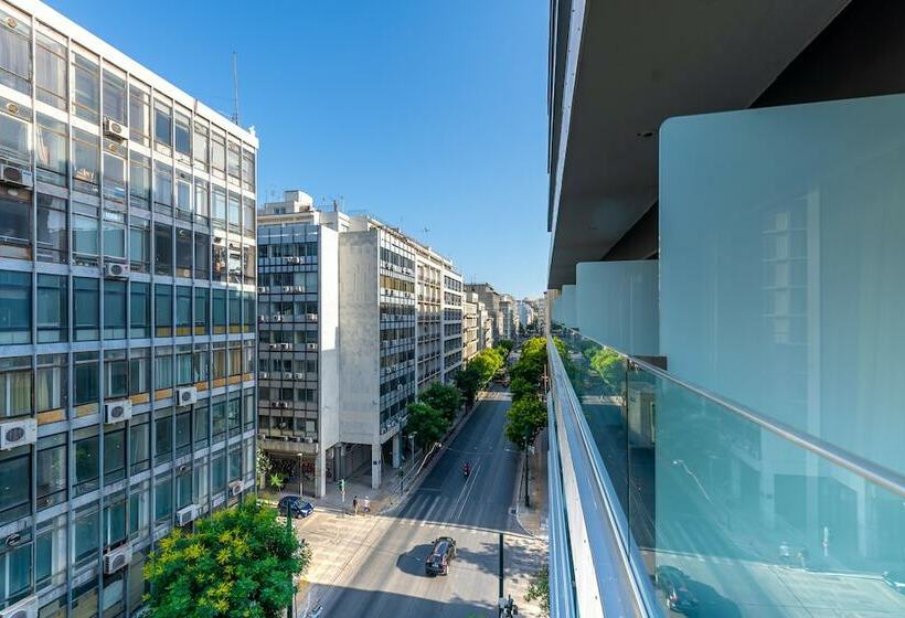 高级大房间, Polis Grand