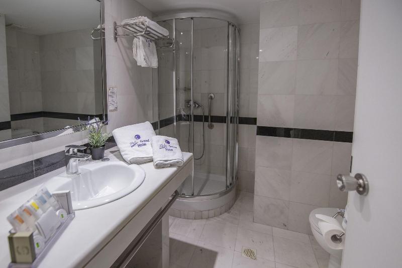 高级大房间, Polis Grand