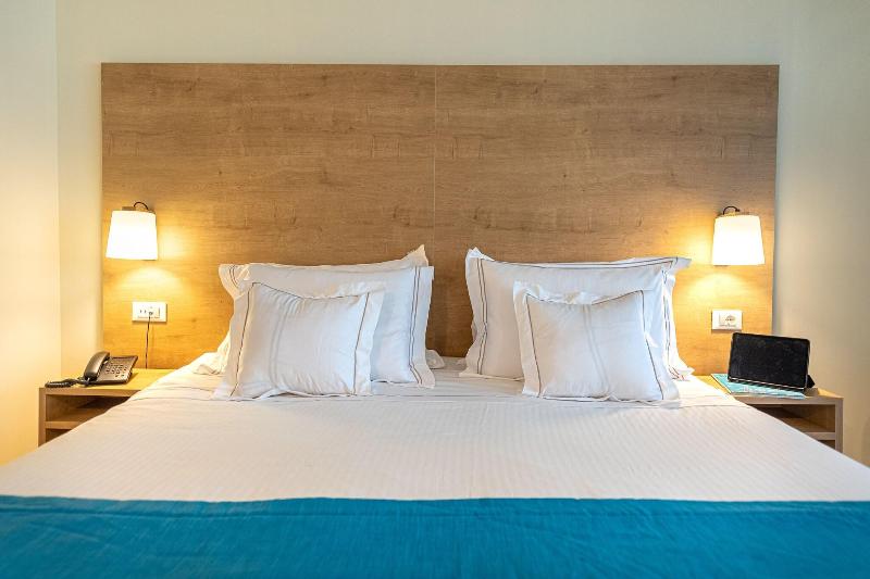 高级大房间, Polis Grand