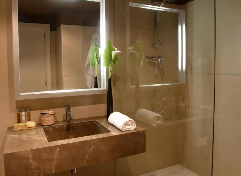 ジュニアスイート, Qgat Restaurant Events &