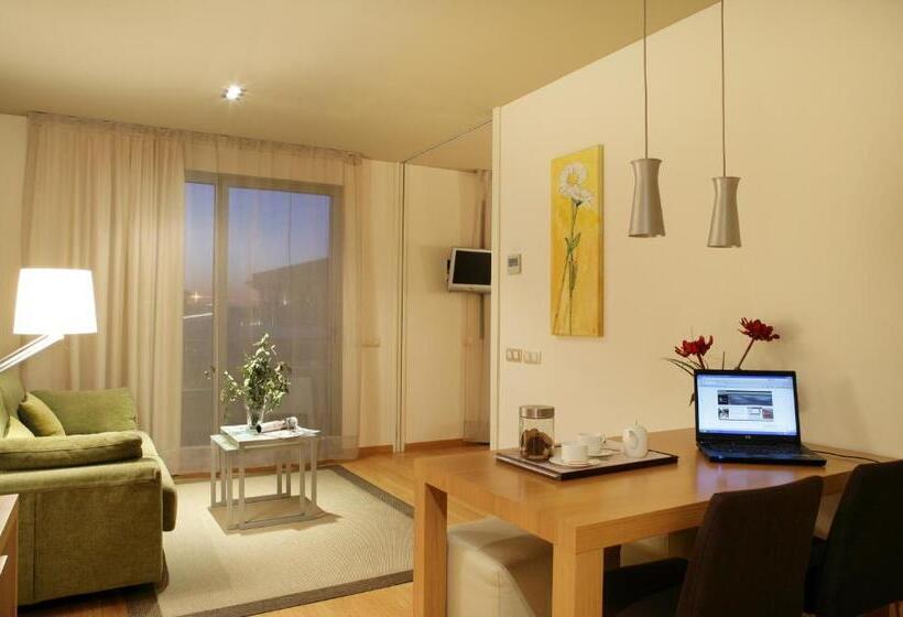 ジュニアスイート, Qgat Restaurant Events &