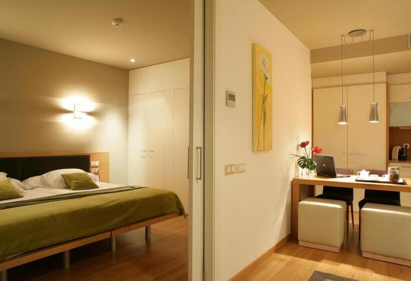 ファミリールーム, Qgat Restaurant Events &