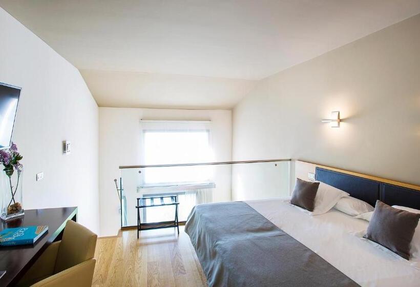 メゾネットスイート, Qgat Restaurant Events &