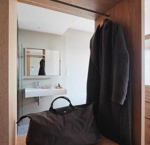 テラス付スーペリアルーム, Qgat Restaurant Events &