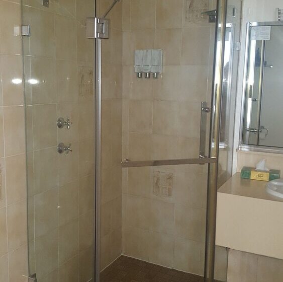 수피리어 룸 퀸 침대, Sanctuary Resort Motor Inn