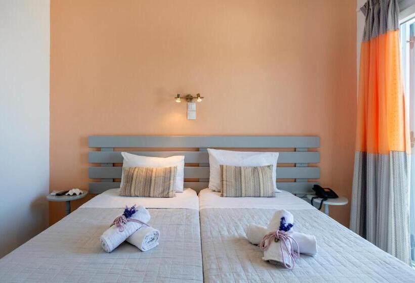 غرفة قياسية بالطابق الأرضى, Stella