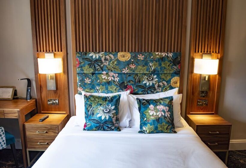 חדר קלאסי, The Haycock Manor