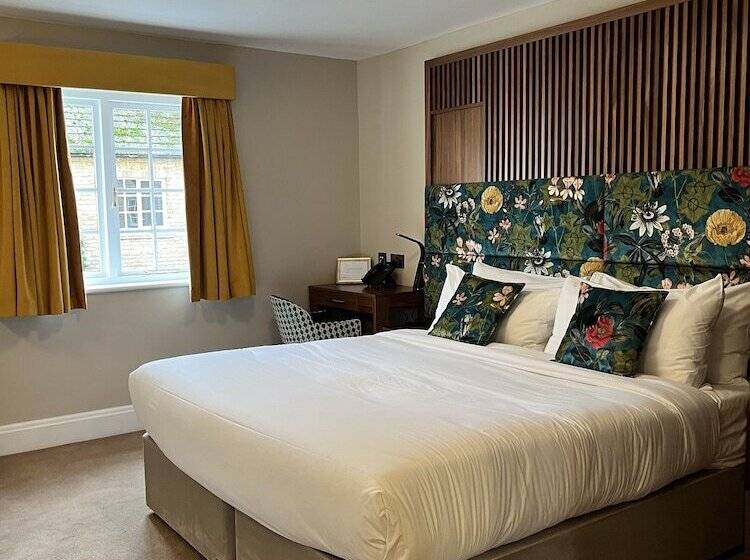 Классический Номер, The Haycock Manor