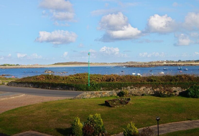 Номер Стандарт, The Peninsula