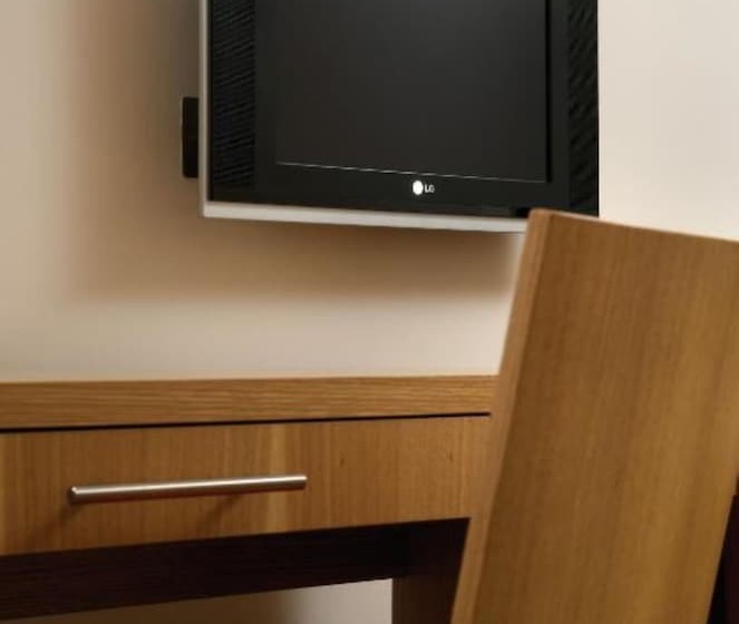 Quarto Estandar Individual, The Pinewood