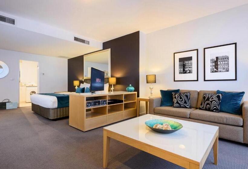 Suite King Bed, Treasury On Collins