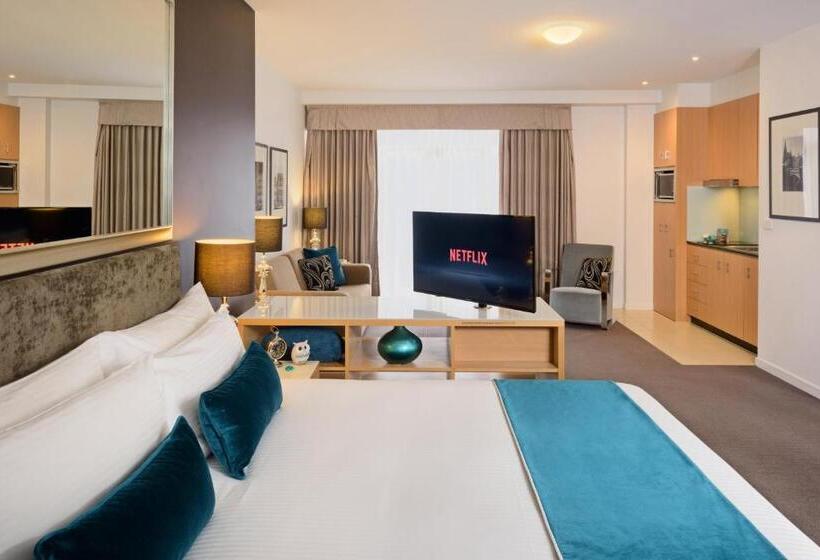 Suite King Bed, Treasury On Collins