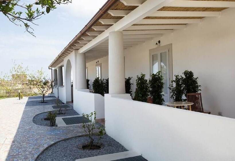 Номер Стандарт, Tritone Lipari