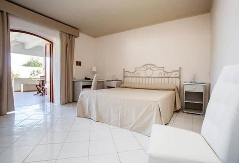 Номер Стандарт Трехместный, Tritone Lipari