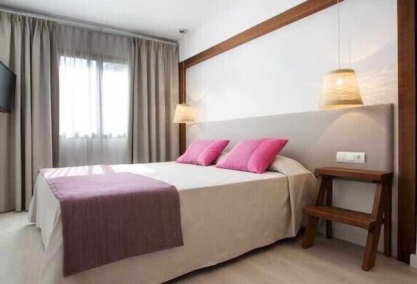 جناح عائلي, Insotel Club Tarida Playa