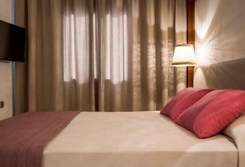 جناح عائلي, Insotel Club Tarida Playa