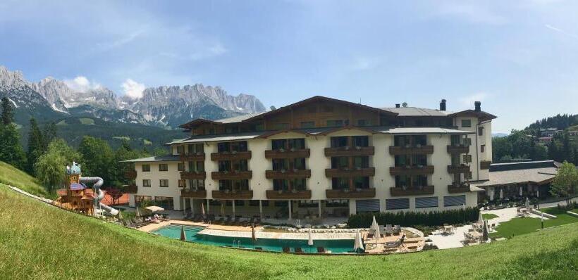 标准间带阳台, Familienhotel Christoph