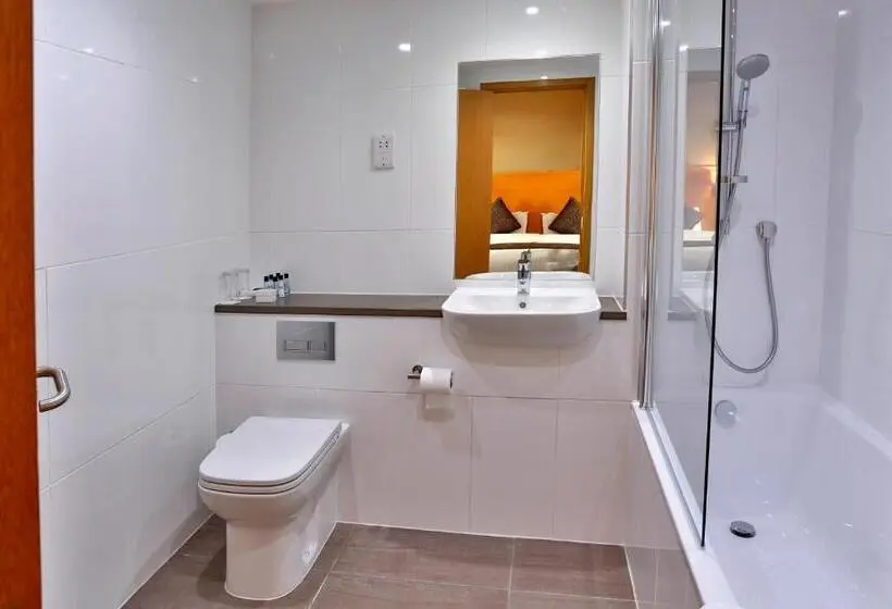 اتاق استاندارد سه نفره, Garner Hotel Nottingham City Centre