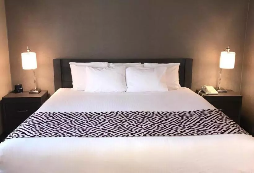 سوئیت با وان آب گرم, Best Western Colonel Butler Inn