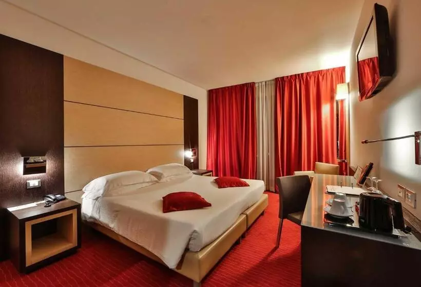اتاق راحتی سه تخته, Best Western Plus Hotel Galileo Padova