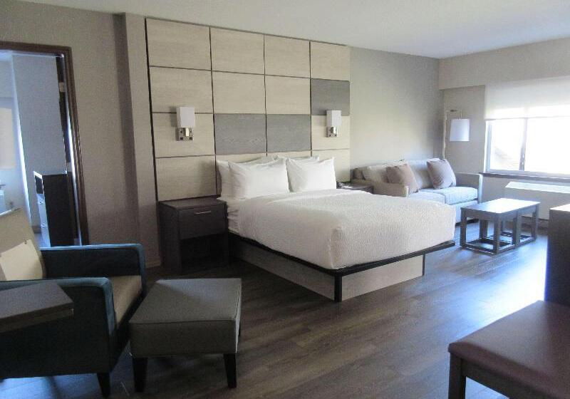 Suite Queen Bed, Best Western Premier Aberdeen Kamloops