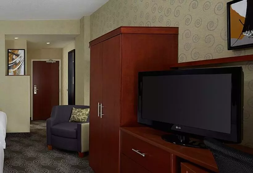 اتاق استاندارد, Courtyard By Marriott Montreal Airport