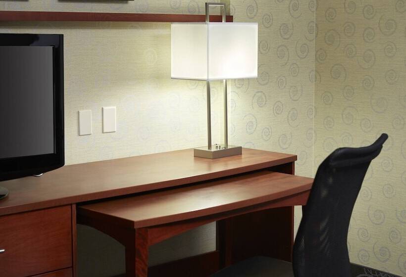 スタンダードルーム, Courtyard By Marriott Montreal Airport