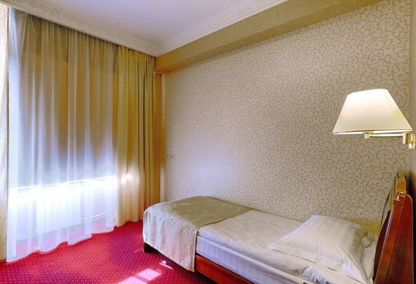 اتاق استاندارد یک نفره, Europe