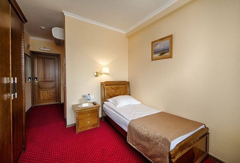 اتاق استاندارد یک نفره, Europe