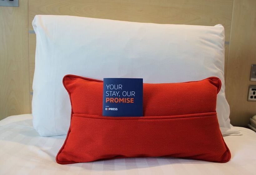 اتاق استاندارد, Holiday Inn Express Cardiff Airport By Ihg