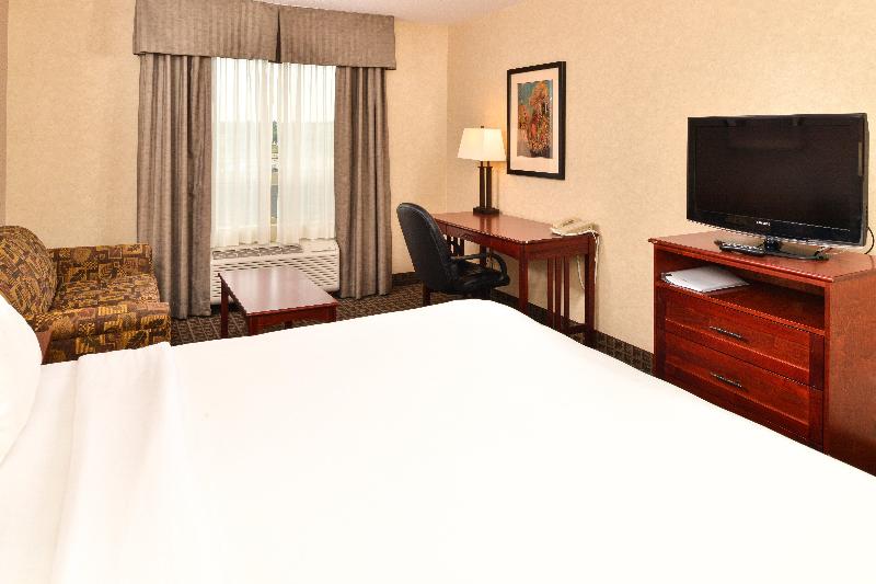 キングサイズベッドのスタンダードルーム, Holiday Inn Express Edmonton North, An Ihg