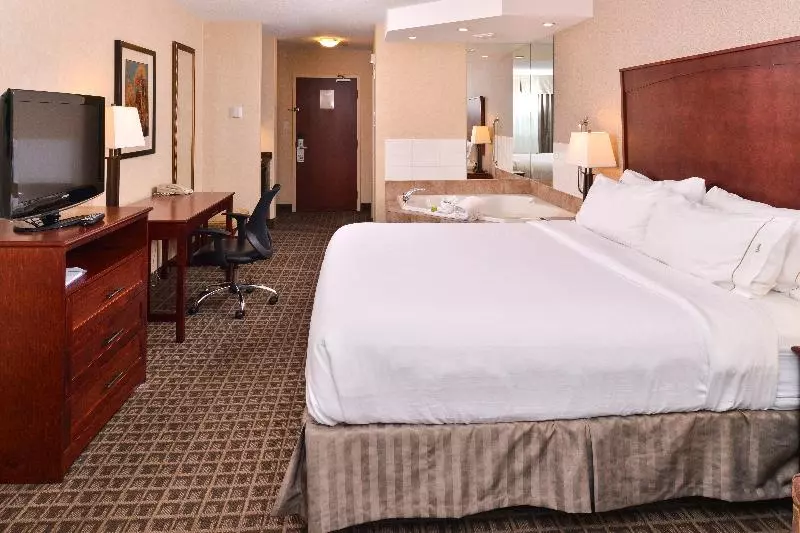 Sviitti King-vuode, Holiday Inn Express Edmonton North, An Ihg