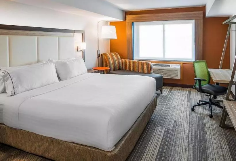 Standard-huone King-vuode, Holiday Inn Express & Suites Halifax   Bedford, An Ihg