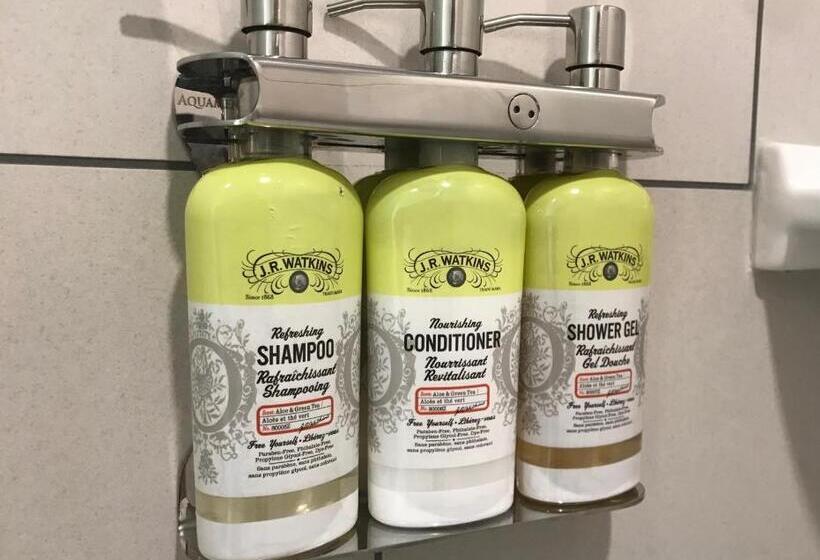 חדר סטנדרט, מיטת קינג, מותאם לאדם עם מוגבלויות, Holiday Inn Express & Suites Halifax   Bedford, An Ihg