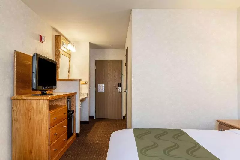اتاق استاندارد, Holiday Inn Express Hotel & Suites Saskatoon, An Ihg