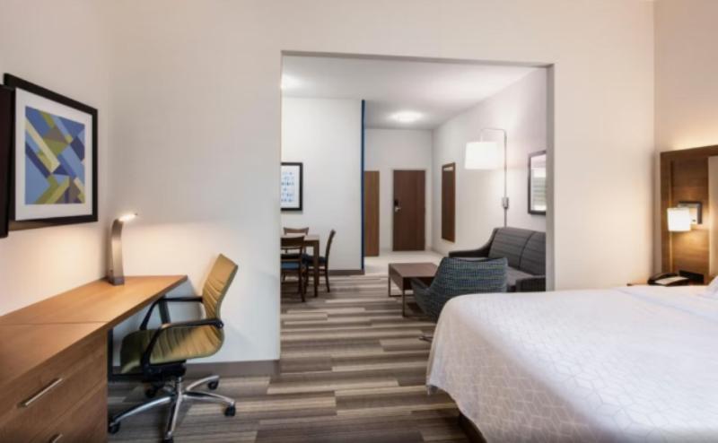 套房, Holiday Inn Express Hotel & Suites Saskatoon, An Ihg