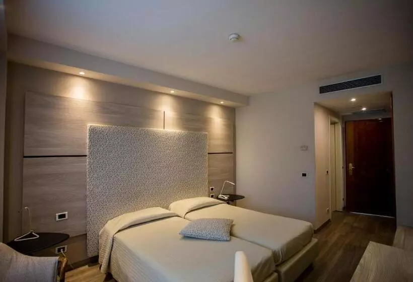 اتاق استاندارد, Hostellerie Du Cheval Blanc
