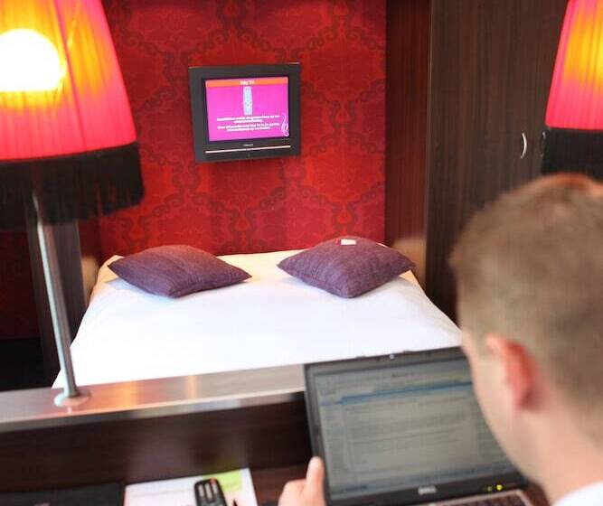 标准单人间, Mijdrecht Marickenland