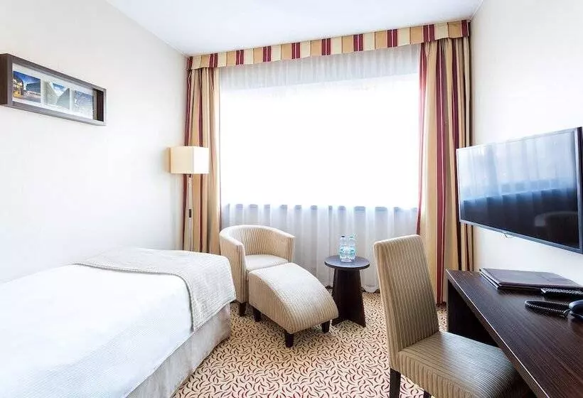 اتاق استاندارد یک نفره, Qubus Hotel łódź