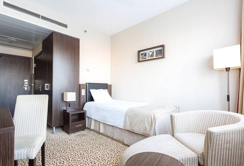 اتاق استاندارد یک نفره, Qubus Hotel łódź